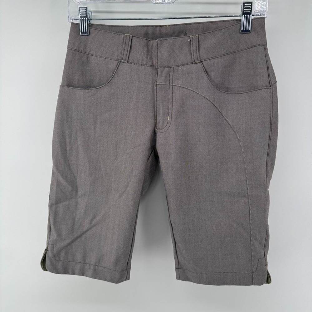 Smartwool Shorts Womens 2 Gray Twill Bermuda Merino Wool Blend Travel 28x11